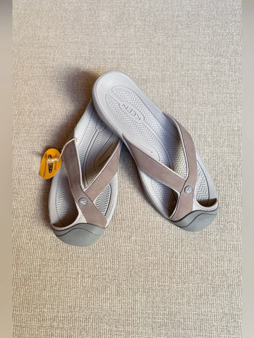 Keen Men's Leather Flip-Flop Sandals.  New with tags